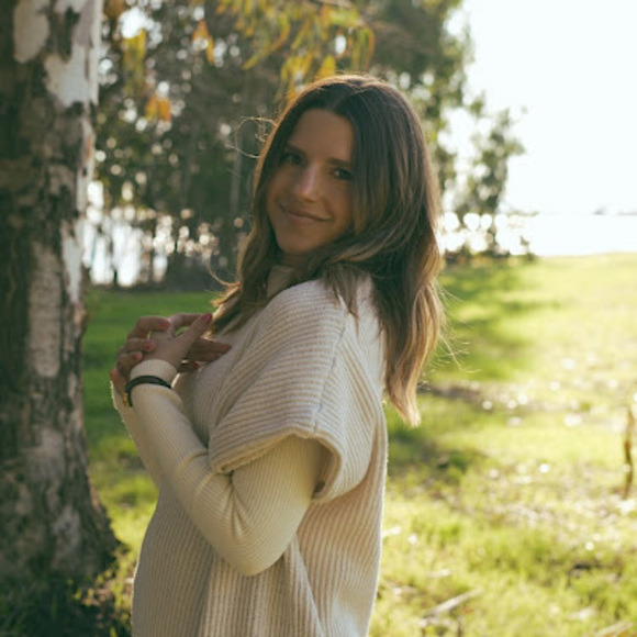 Meet your Posher, Hollis - Picture 1 of 1